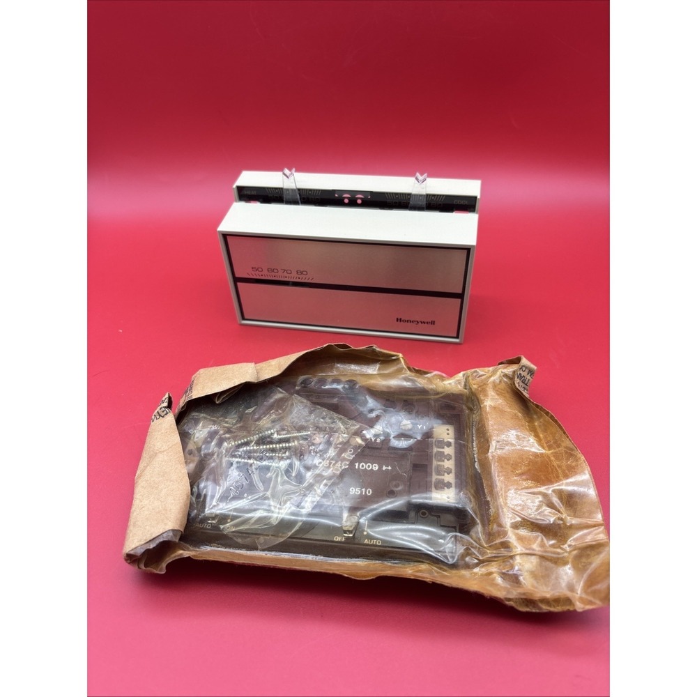 Honeywell T874A-F Thermostat Multistage & honeywell Q674A-G Subbases